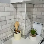 Two Bedroom Evleri Apartament Kyrenia (Northern Cyprus)