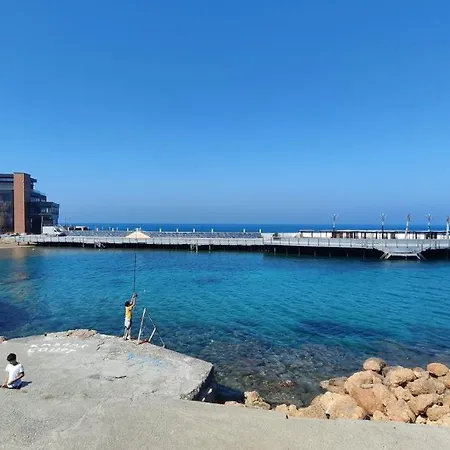 Weekend 2br Les Amb * Kyrenia (Northern Cyprus)