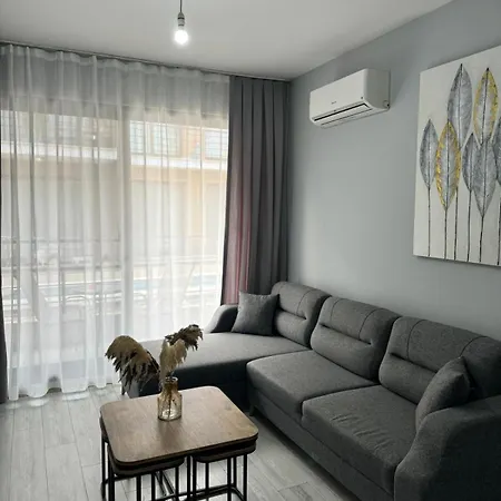 Apartment Lux Two Bedroom Swimming Pool Evleri *